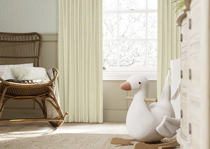 Puddle Down, Mummy Duck Shell - Made to Measure Curtains - Image 5